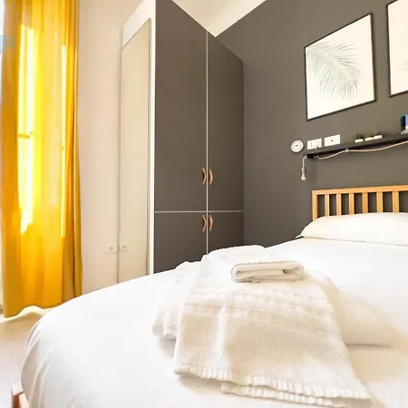 Lejlighed San Lazzaro 1 Tirabora Short Rent