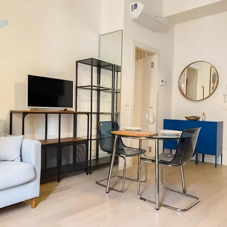 San Lazzaro 1 Tirabora Short Rent Apartmán *